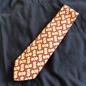 HART SHAFFNER & MARX Tie Cardinal & Gold Geometric